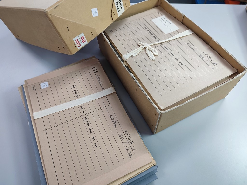 Fig. 6 – Files from the COAL 80 series stacked in boxes