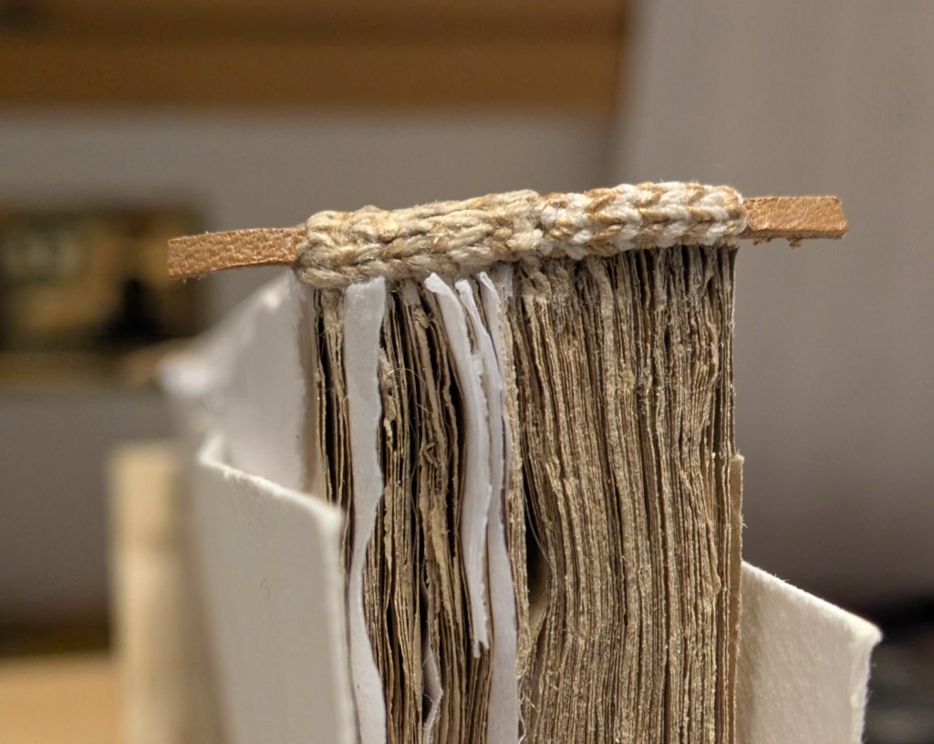 Detail of the reattached endband and reconstructed missing part