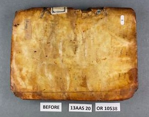 Left board of Or 10538